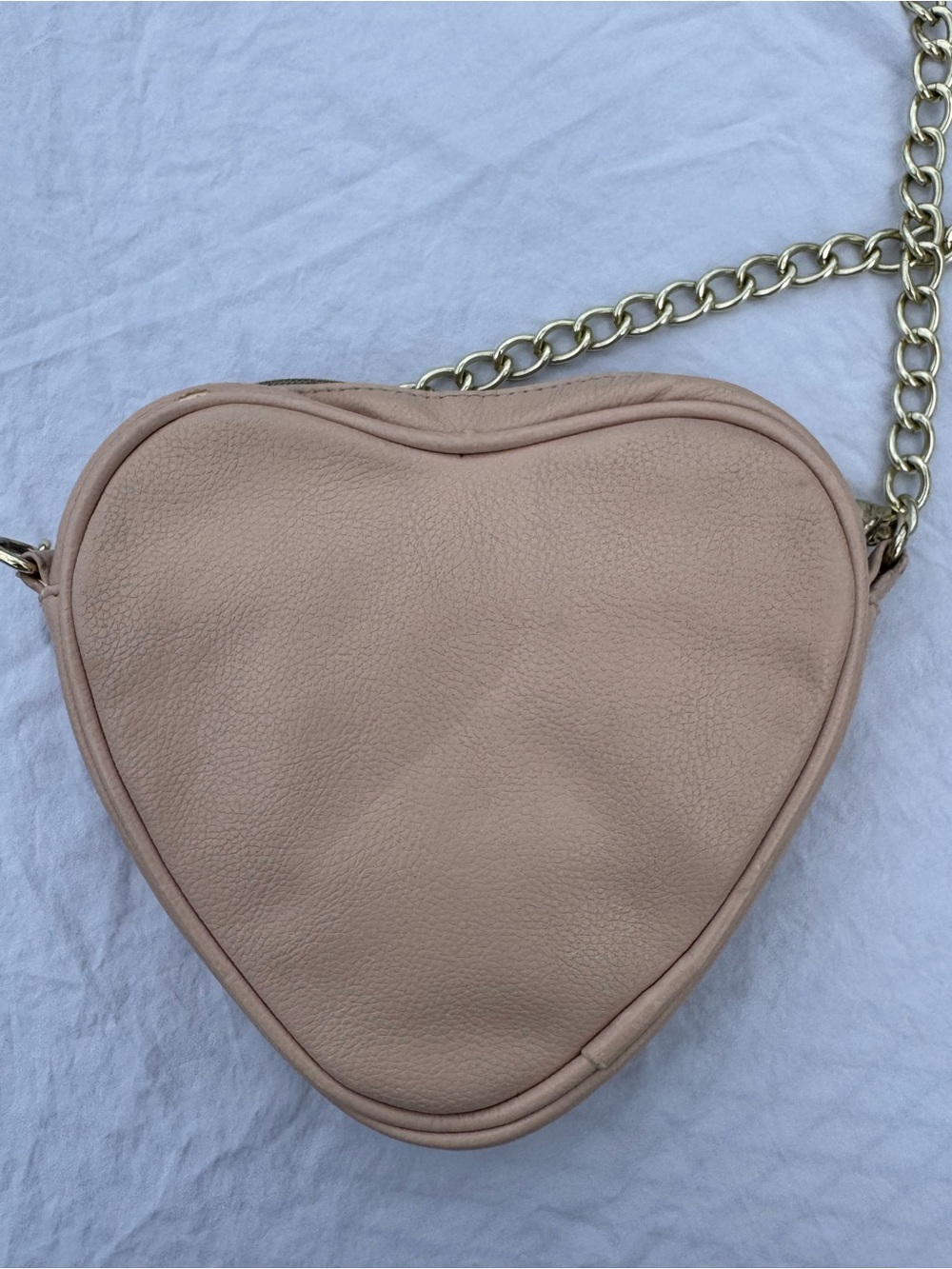 Betsey Johnson Fairy Dust Sequin Heart Crossbody - Picture 4 of 12